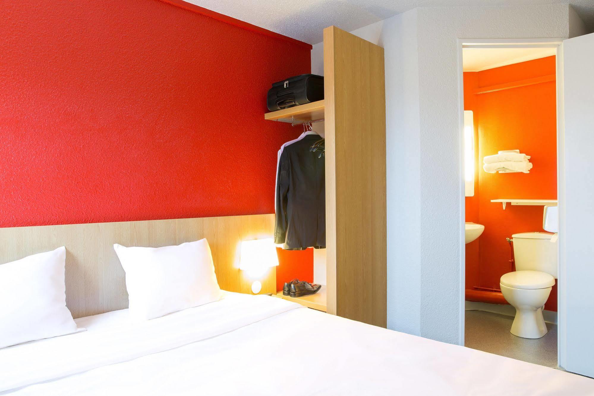 B&B Hotel Narbonne 2 Экстерьер фото